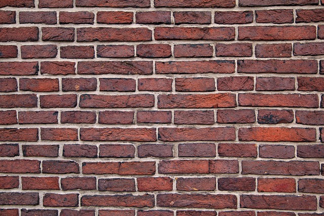 Imitacja kamienia naturalnego – imitacja cegły na ścianę